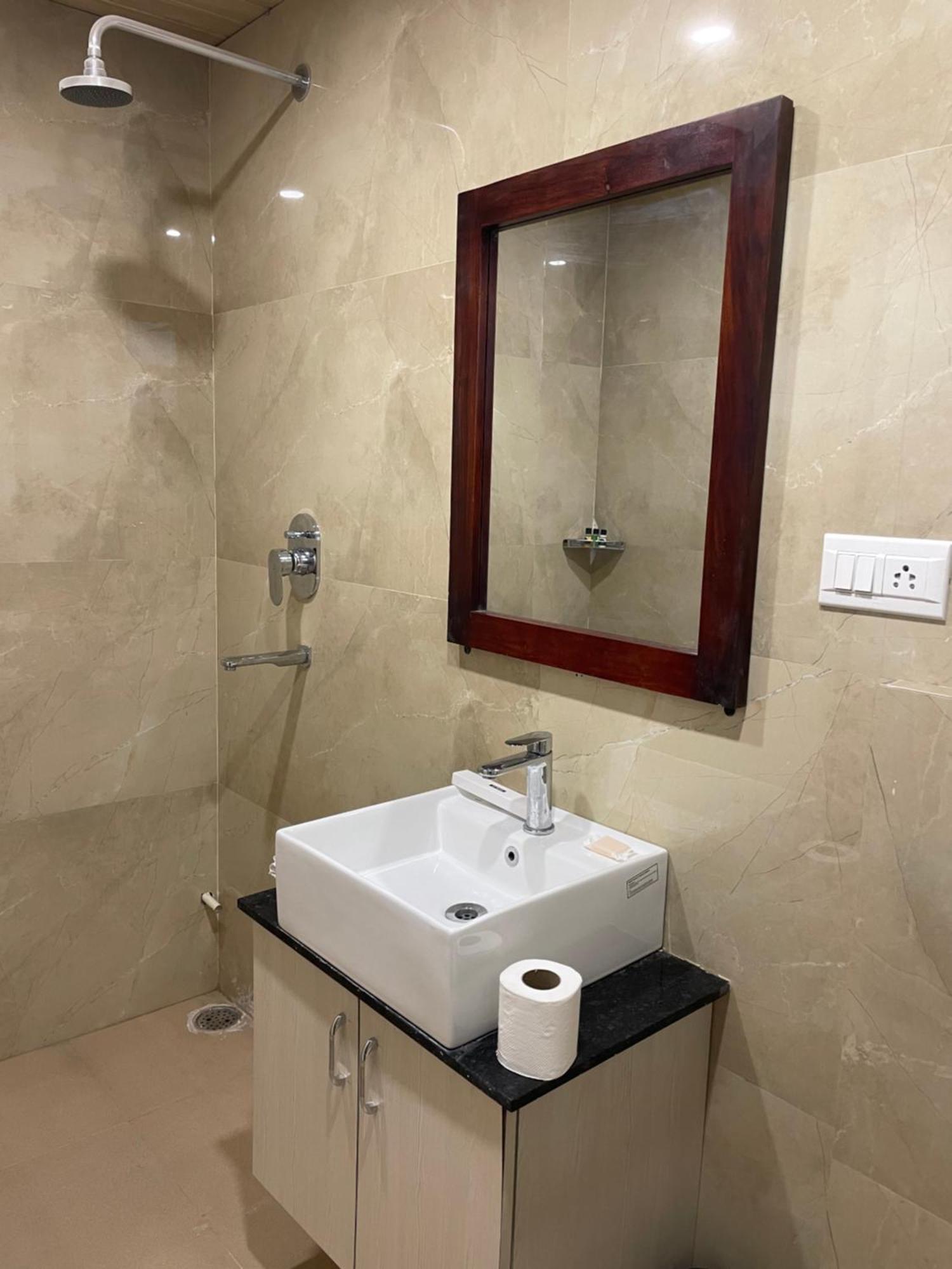 Vrindavan Greens Resort Udaipur Buitenkant foto