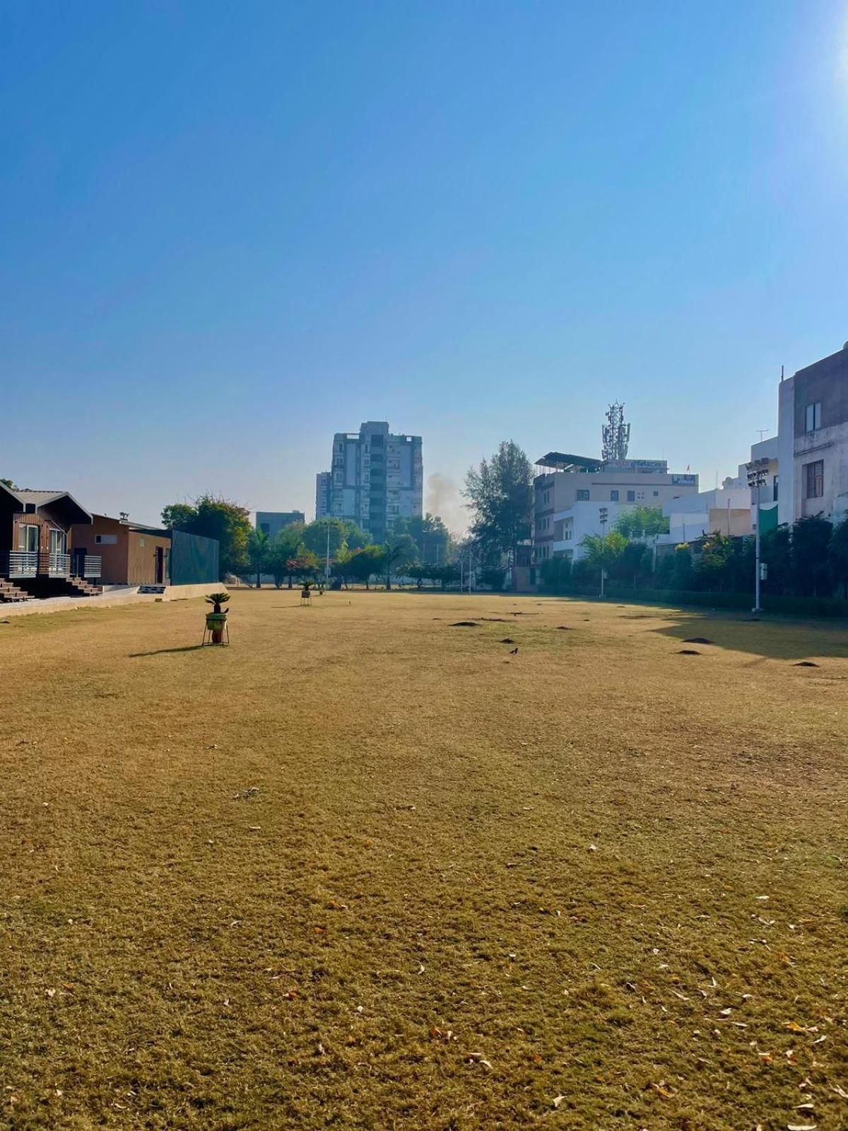 Vrindavan Greens Resort Udaipur Buitenkant foto